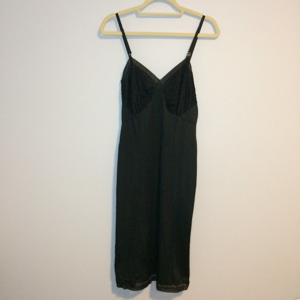 Seamprufe Black Lace Trim Slip Under Dress Knee Length Vintage Nylon Size 36 Tal